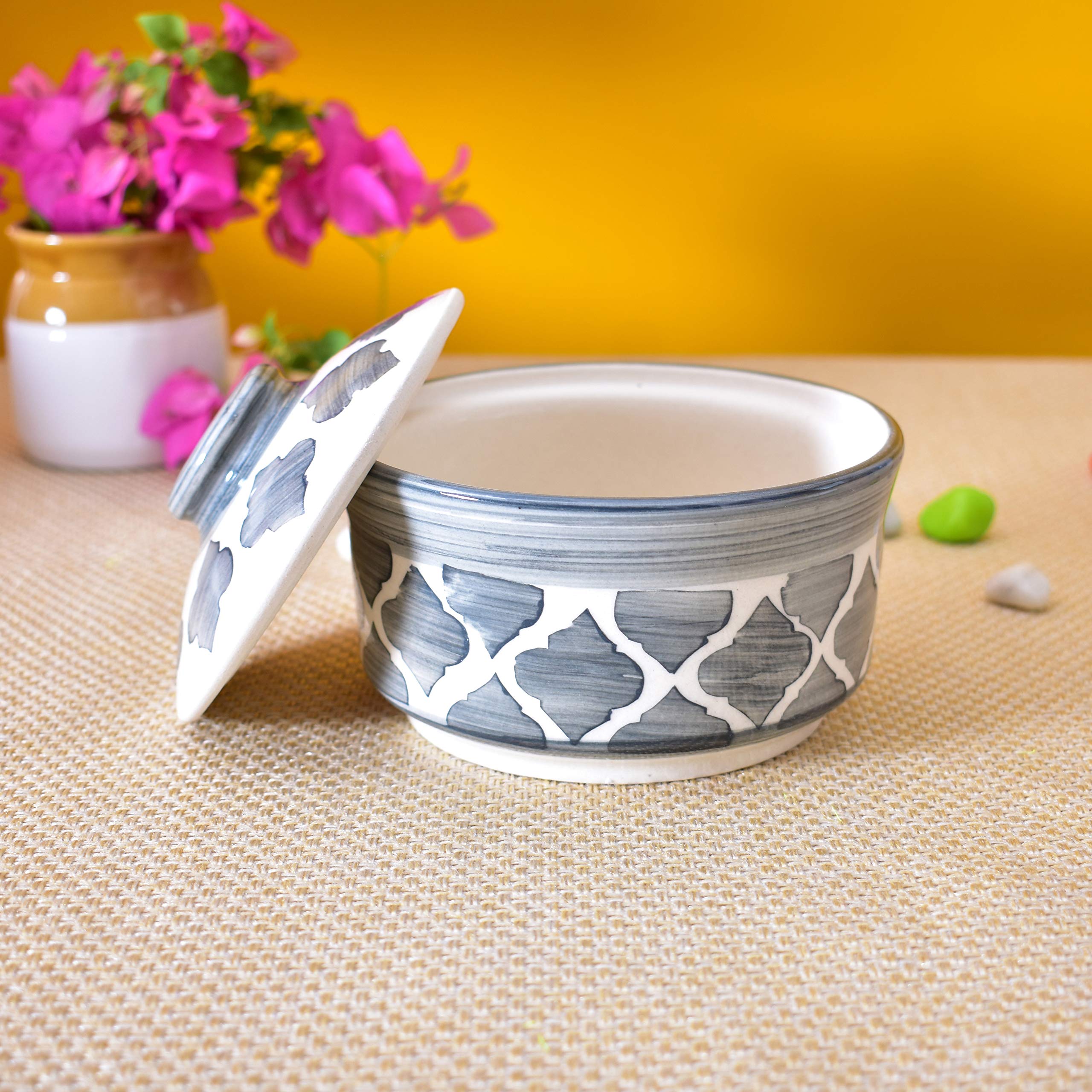 Kunhar Multipurpose Ceramic Donga – Grey Star | 450 ML Lidded Serving Donga | Microwave & Dishwasher Safe | Ideal for Gravy, Dal, Curry & More