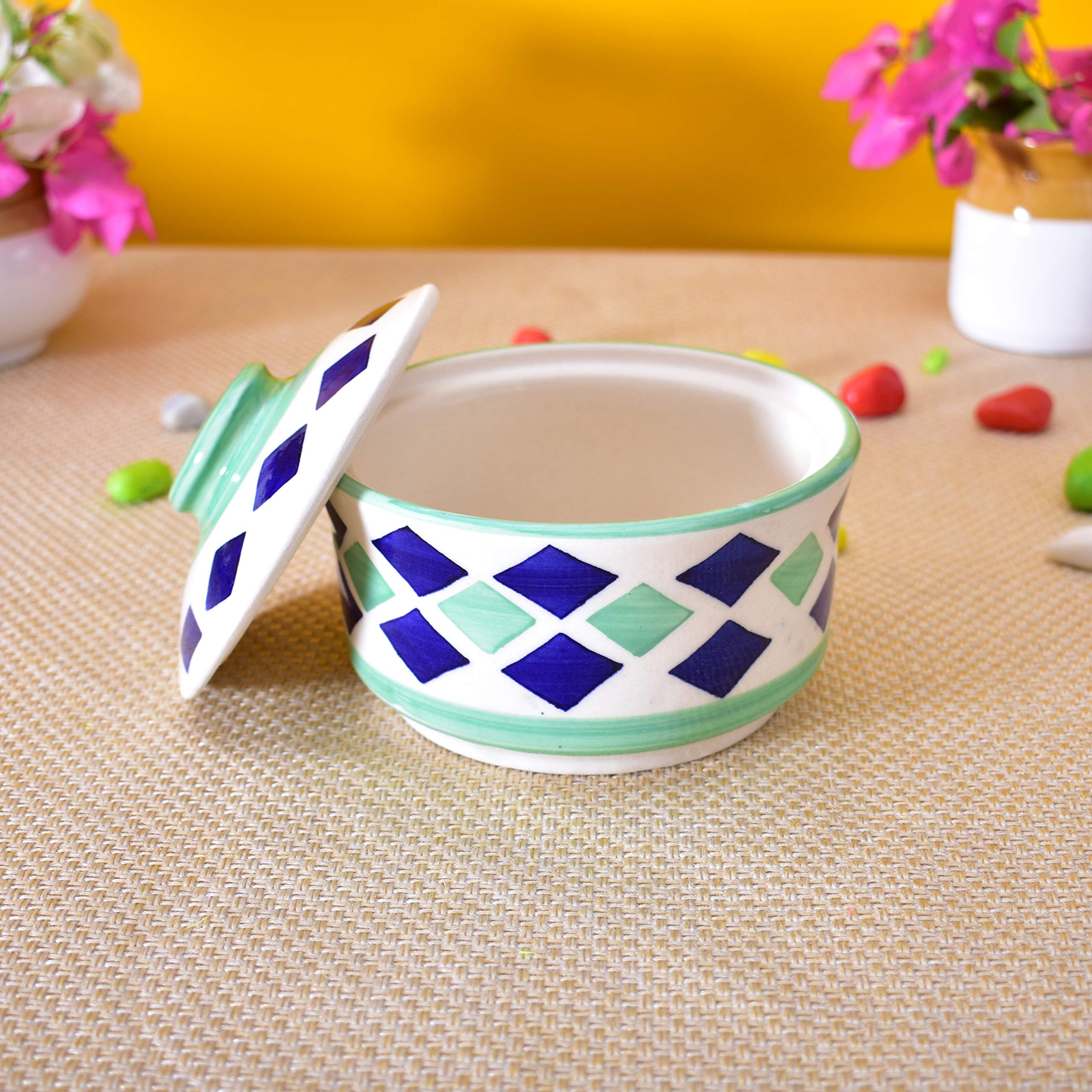 Kunhar Multipurpose Ceramic Donga – Green White | 450 ML Lidded Serving Donga | Microwave & Dishwasher Safe | Ideal for Gravy, Dal, Curry & More