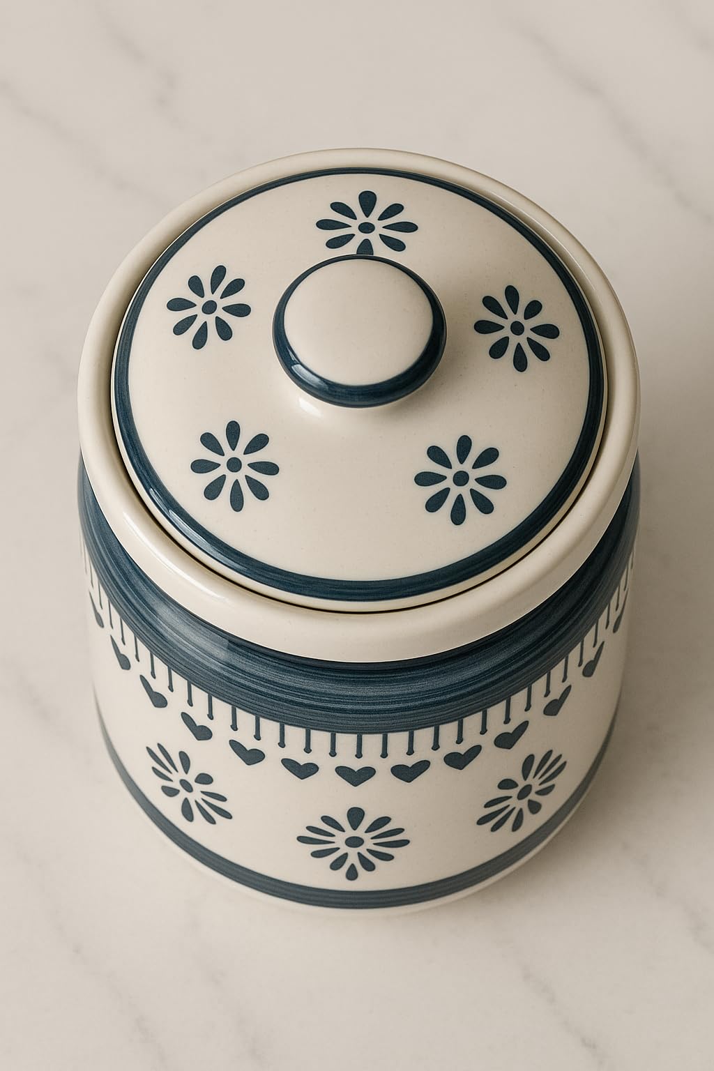 Kunhar Ceramic Storage Jar with Lid, Blue and White Floral Pattern, Traditional Handcrafted Kitchen Container for Pickles, Spices, Sugar, 1000 ML Capacity