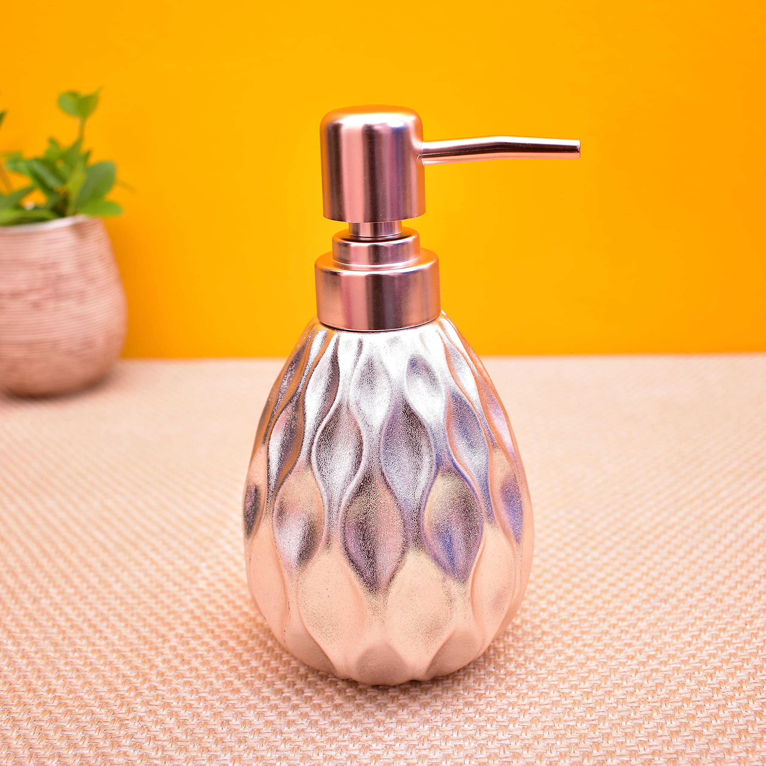 KunhaR Ceramic Liquid Soap Dispenser, 400 Ml, Golden