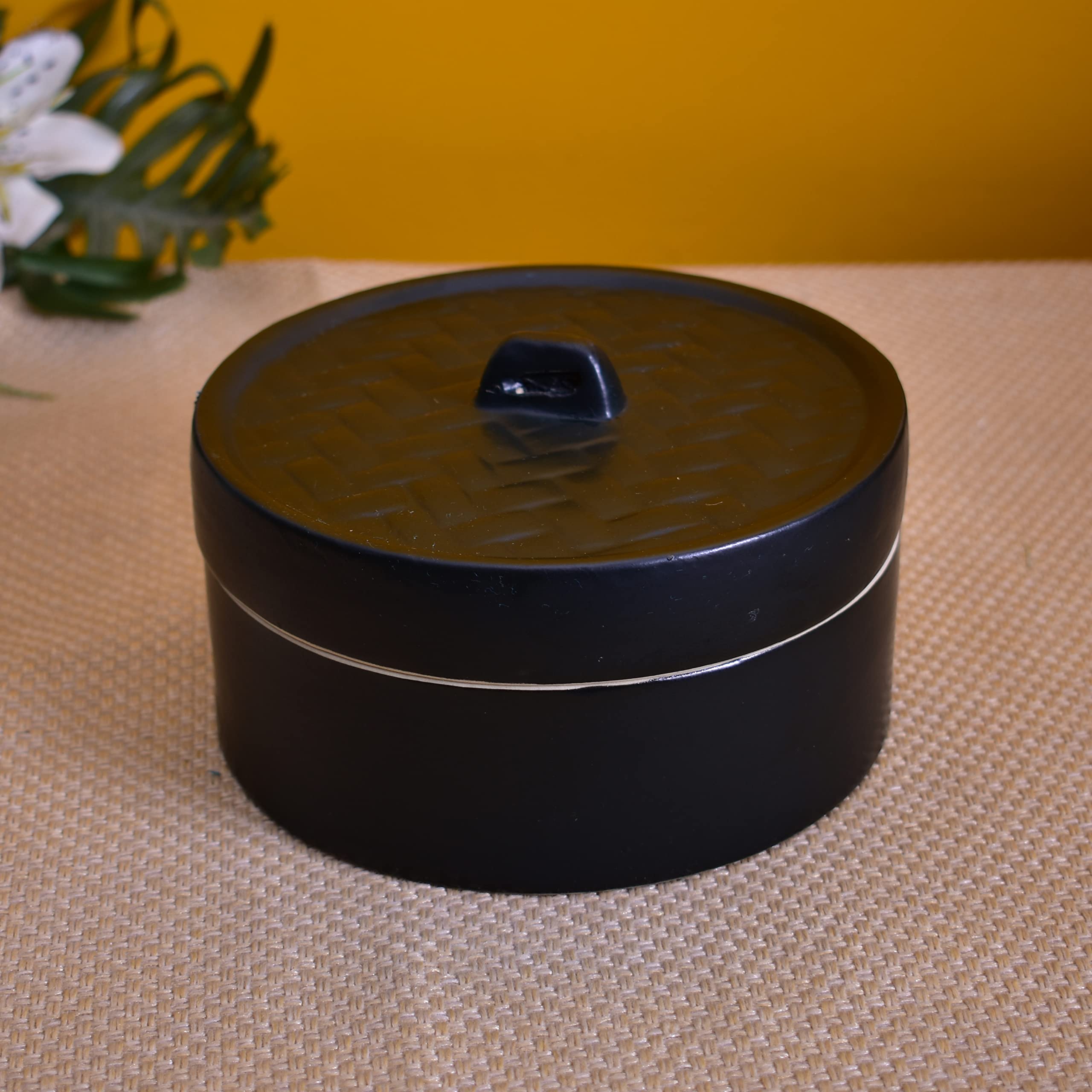 Kunhar Ceramic Donga with Lid, Ceramic Serving Donga, 700 Ml, 1 Piece, Black Matt Finish