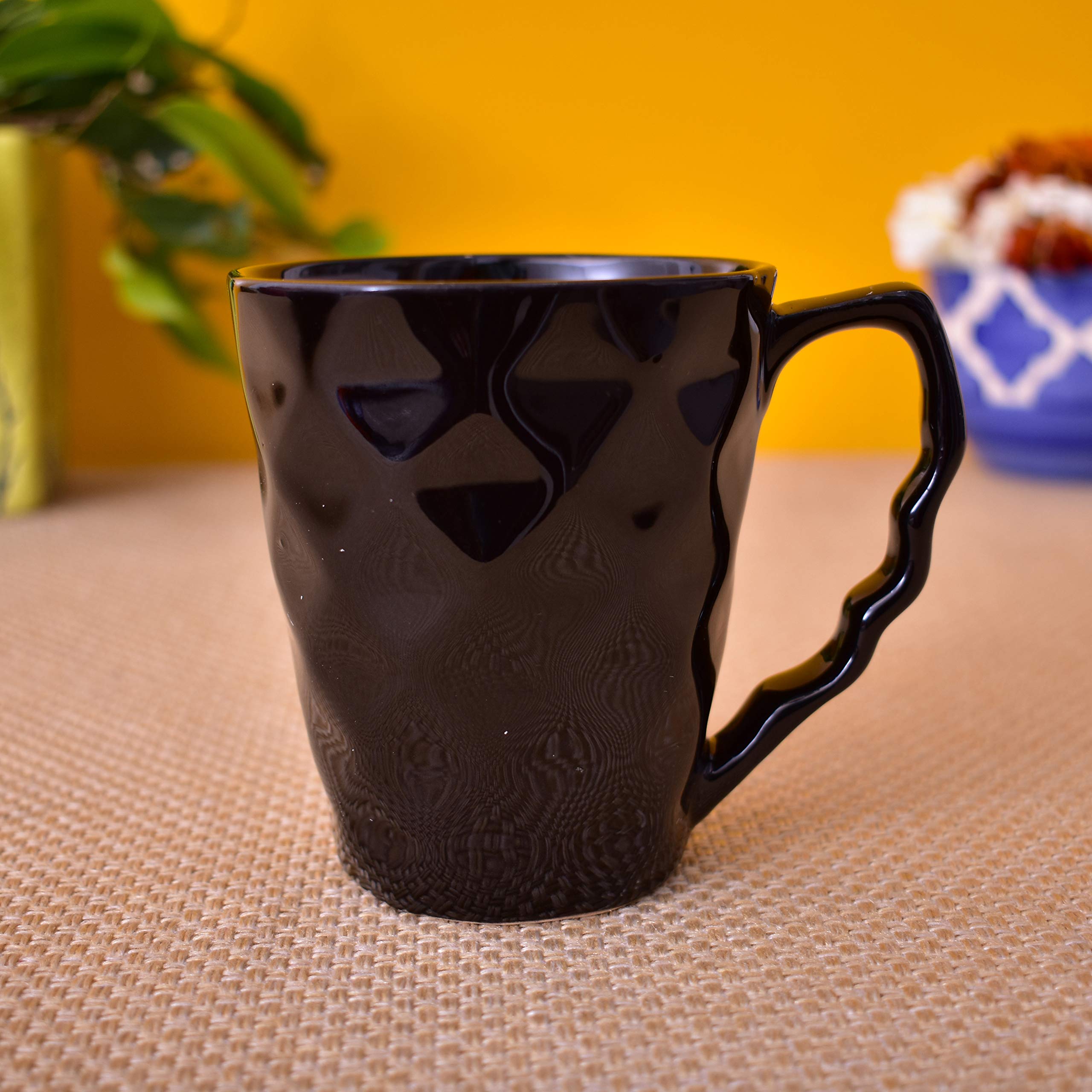 Kunhar Ceramic Diamond Cut Shape Tea Cups and Snack Tray (4 Cups 250 ML and 2 Snack Trays), Color Black