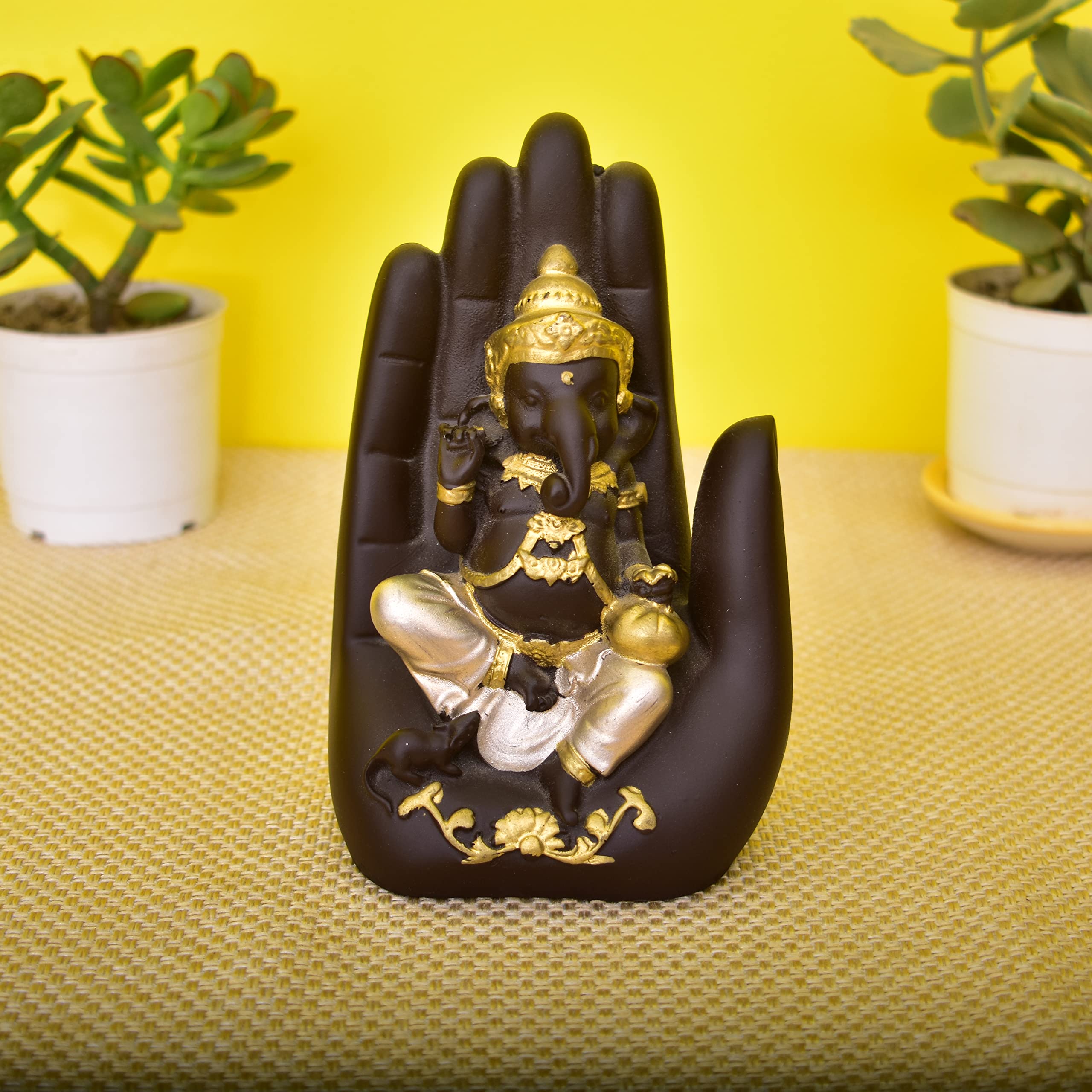 Kunhar Ganesha On Palm Decorative Showpiece