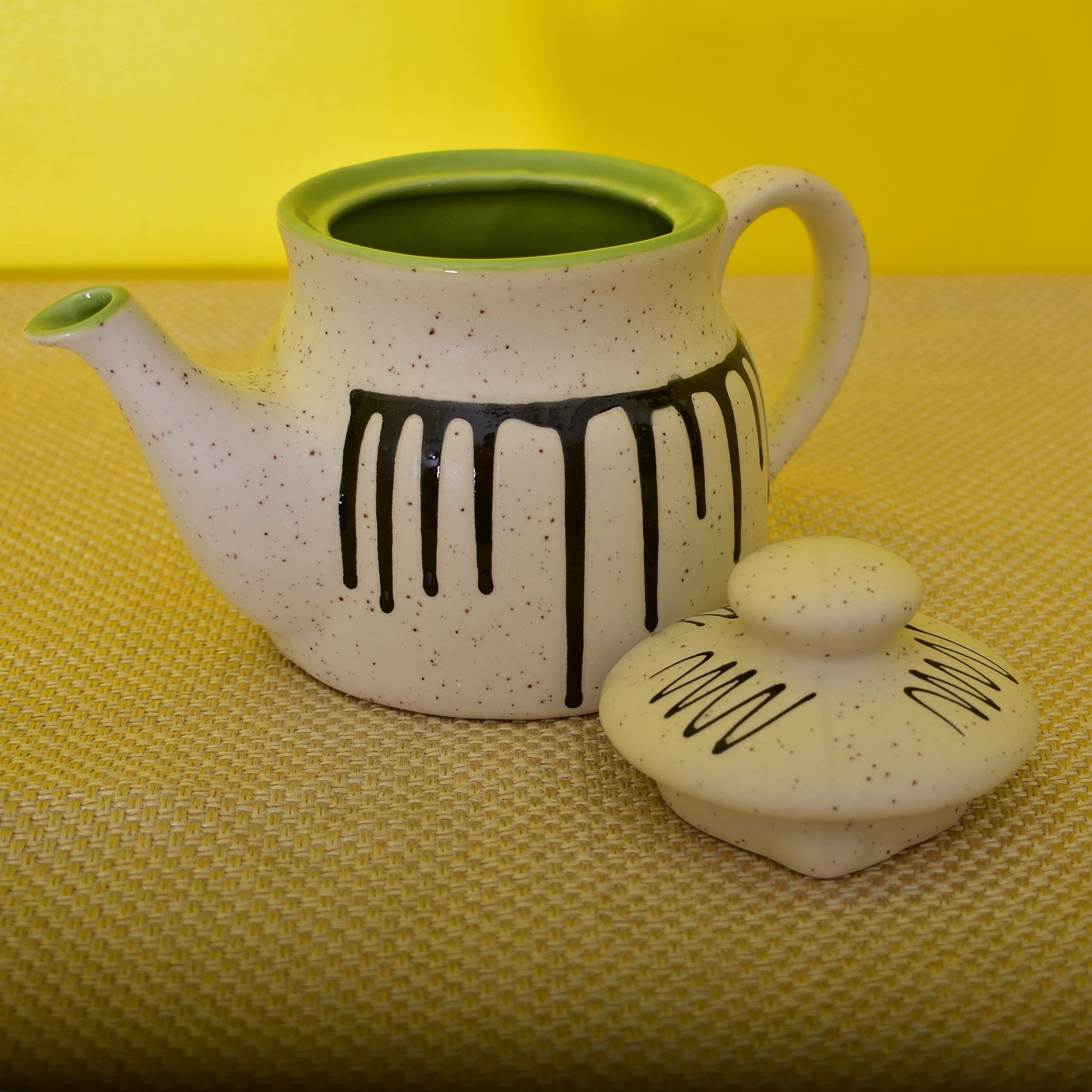 KunhaR Ceramic Teapot 650ML White Matt Green – Durable 1 Piece Tea Coffee Pot for Kitchen and Dining