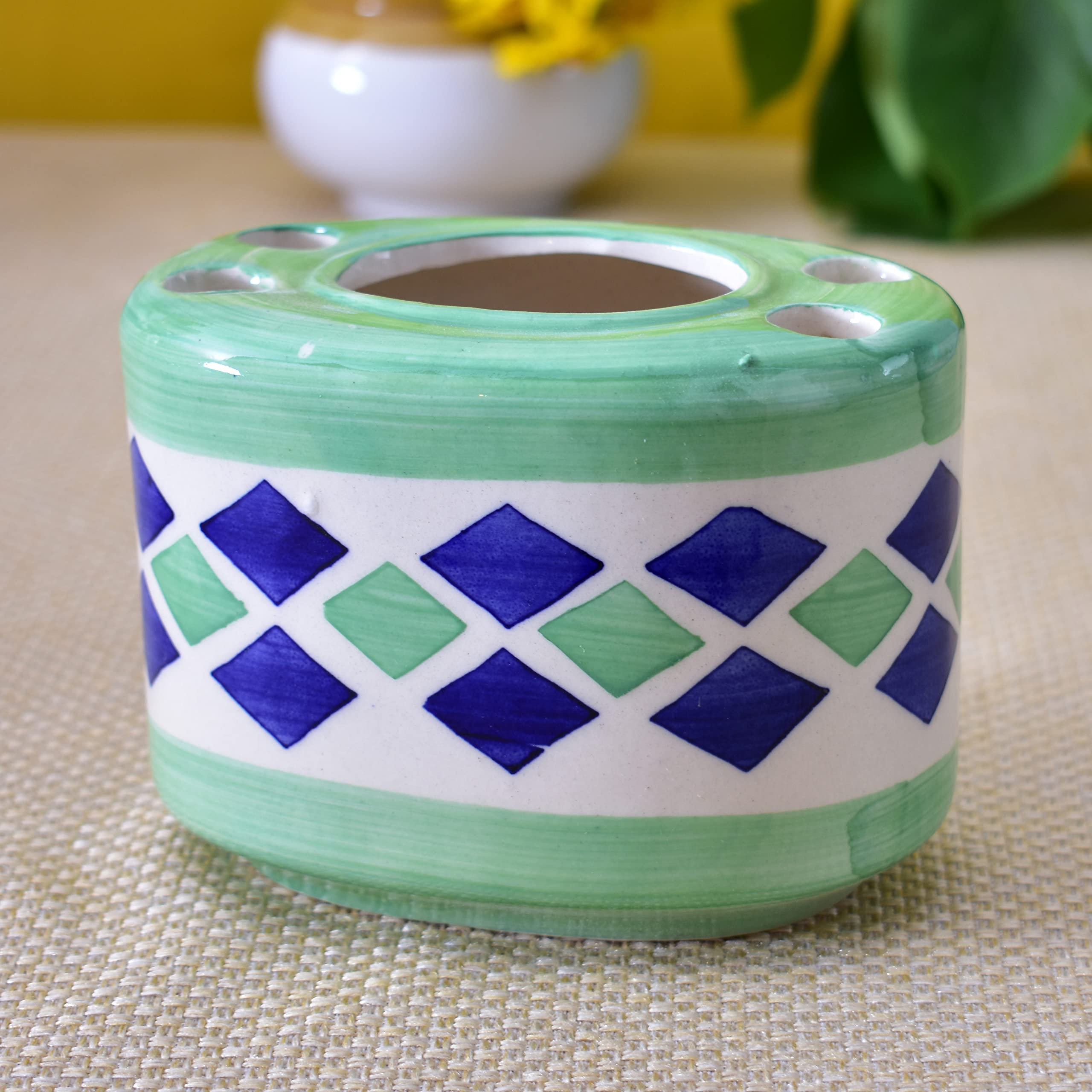 Kunhar Ceramic 2-Piece Bathroom Accessories Set (1 Soap Dish Holder and 1 Toothbrush Holder), Green