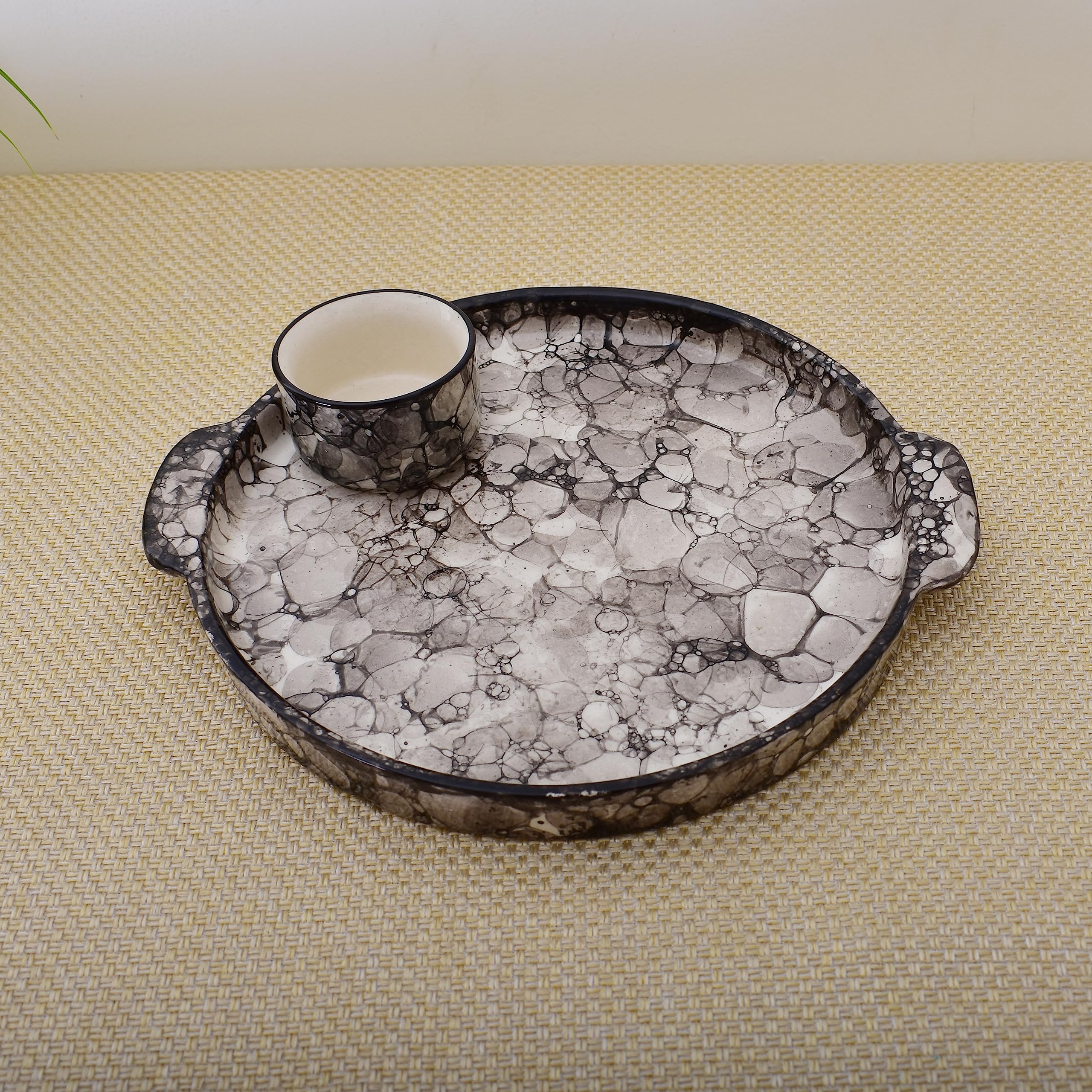 KunhaR Ceramic Platter, Pizza Plate, Round Serving Plate with Serving Chutney Bowl, 8 Inch, Black Luster